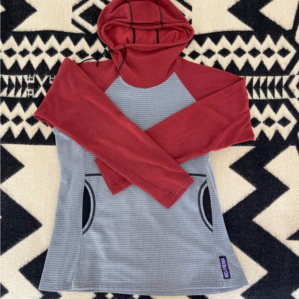 COPY - Red & Grey Melanzana